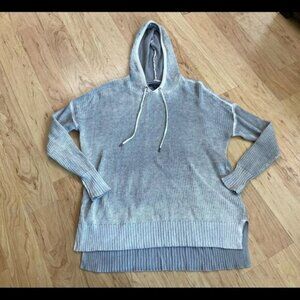 American Eagle grey hooded sweater